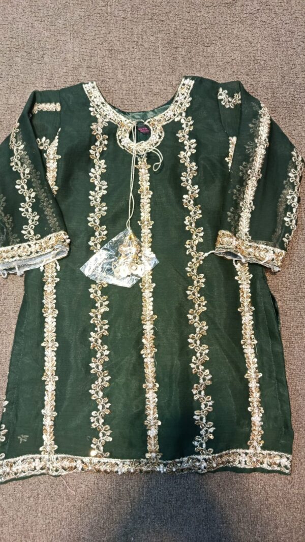 suit D crush sharara lery